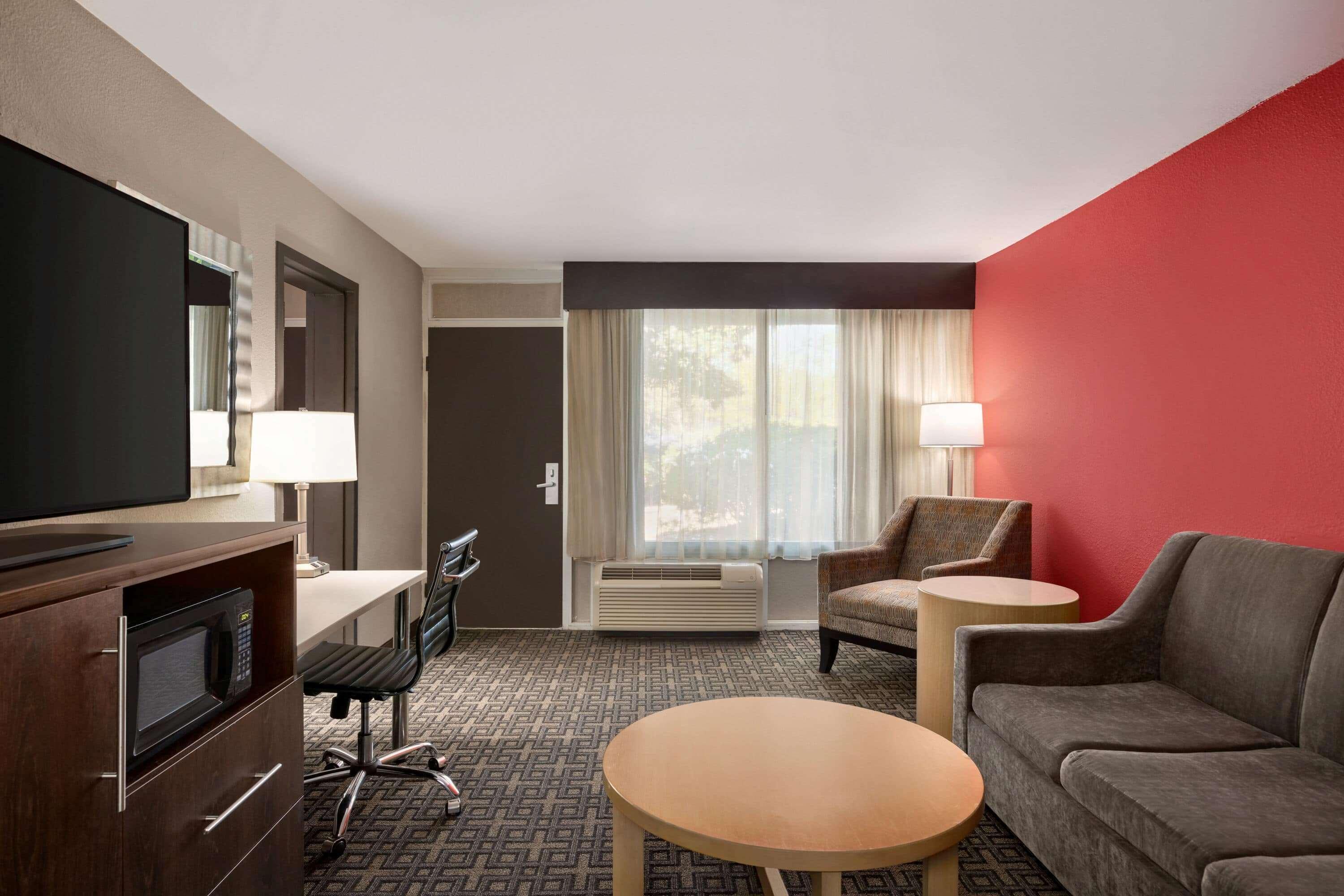 Ramada By Wyndham Augusta Fort Gordon Exterior photo