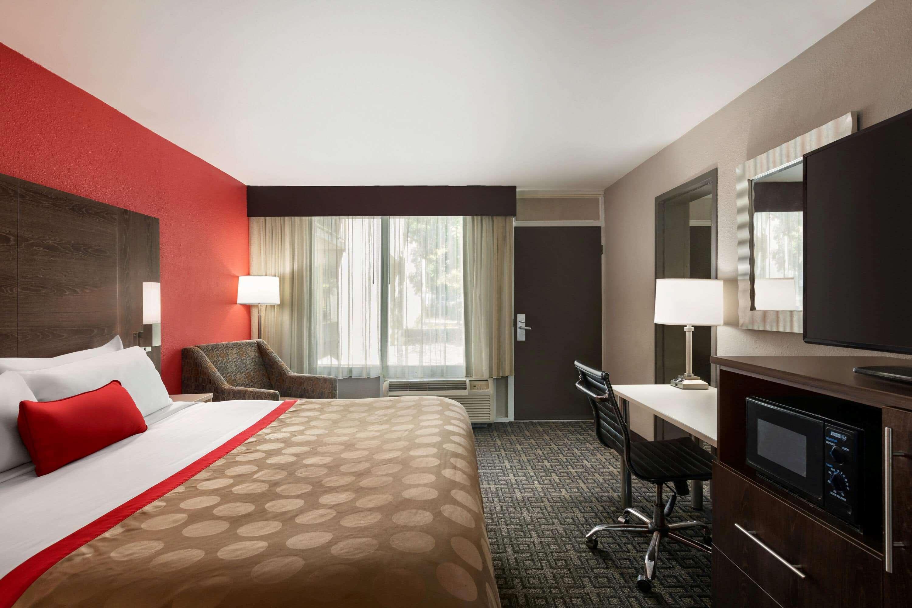 Ramada By Wyndham Augusta Fort Gordon Exterior photo