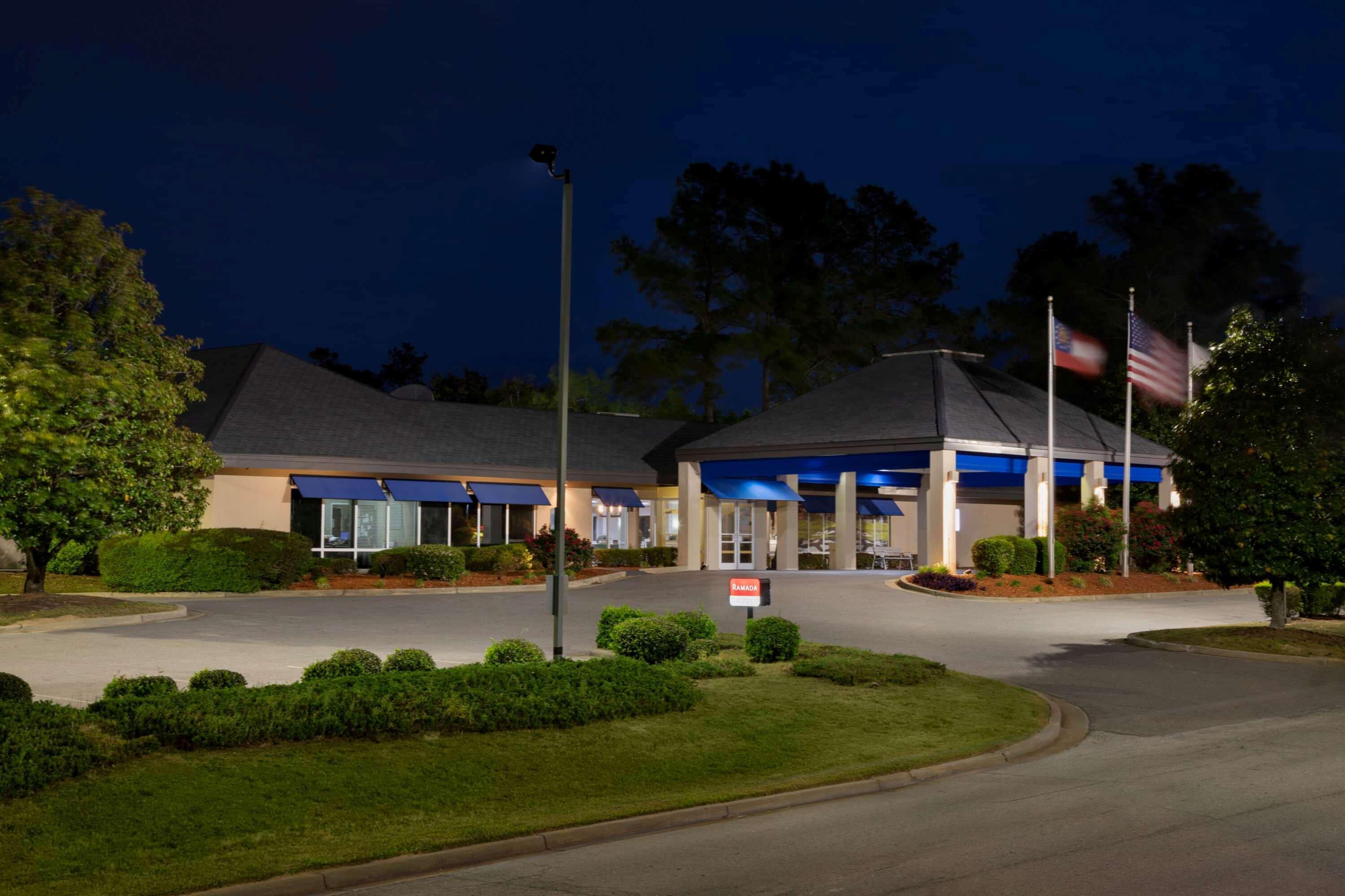Ramada By Wyndham Augusta Fort Gordon Exterior photo