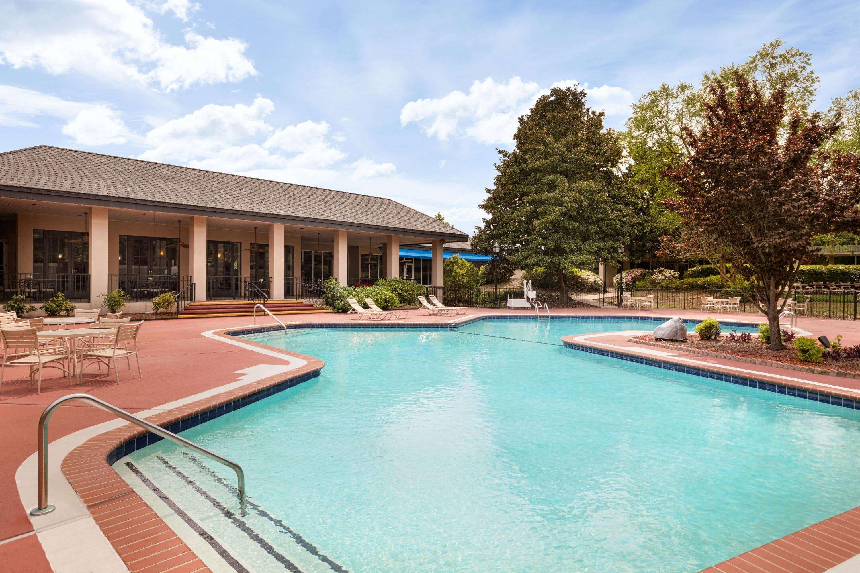 Ramada By Wyndham Augusta Fort Gordon Exterior photo