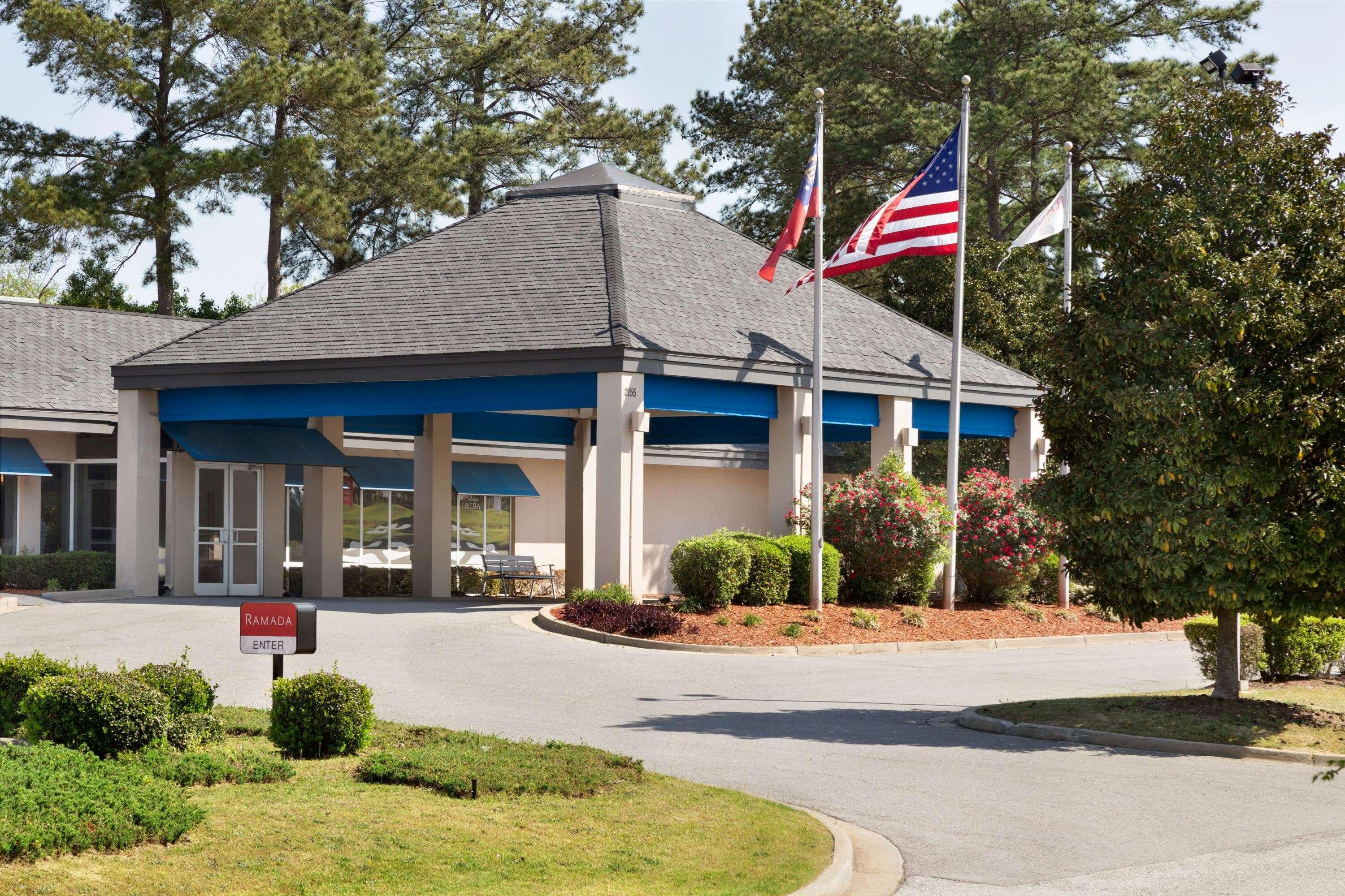 Ramada By Wyndham Augusta Fort Gordon Exterior photo