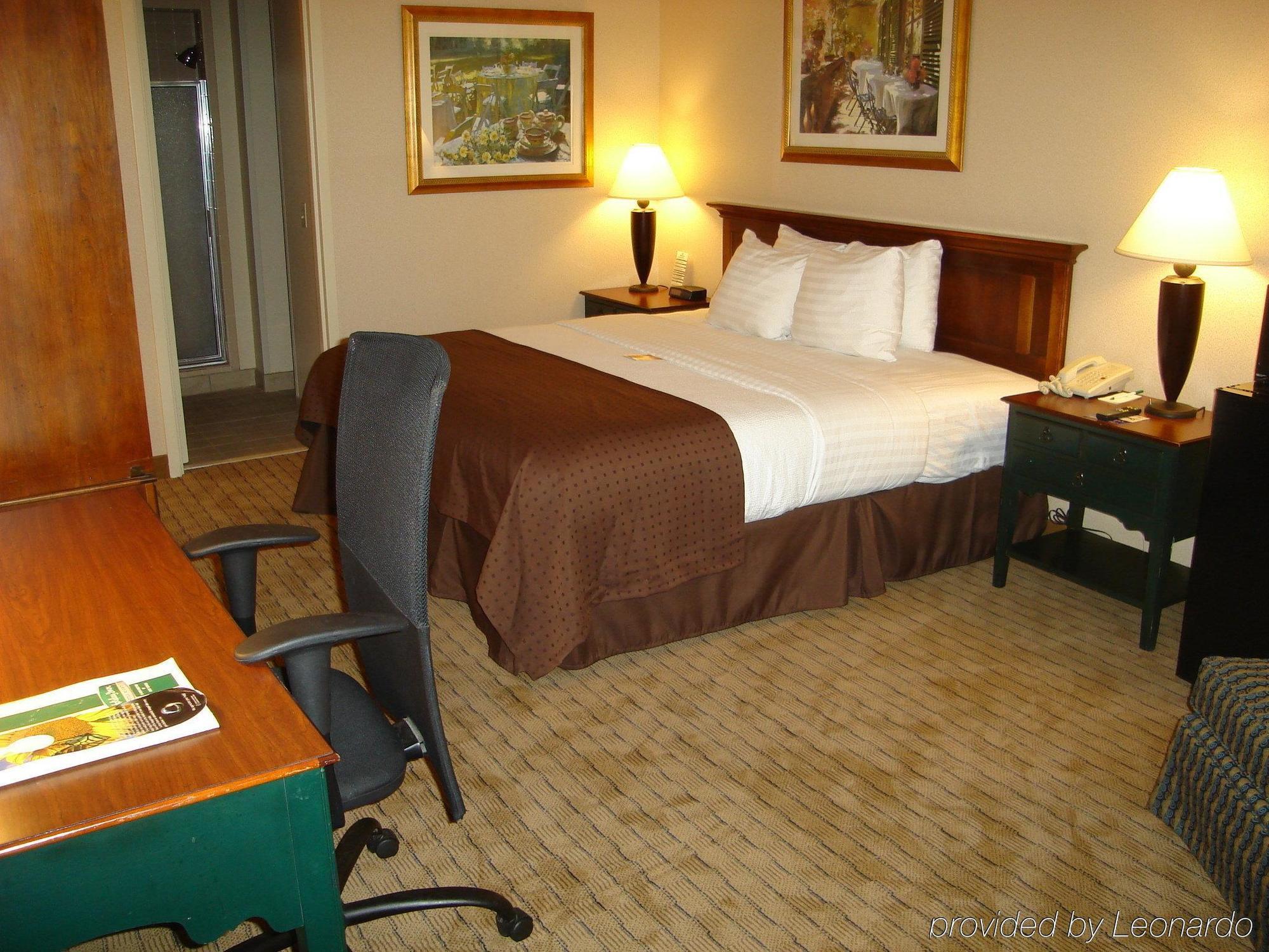 Ramada By Wyndham Augusta Fort Gordon Room photo