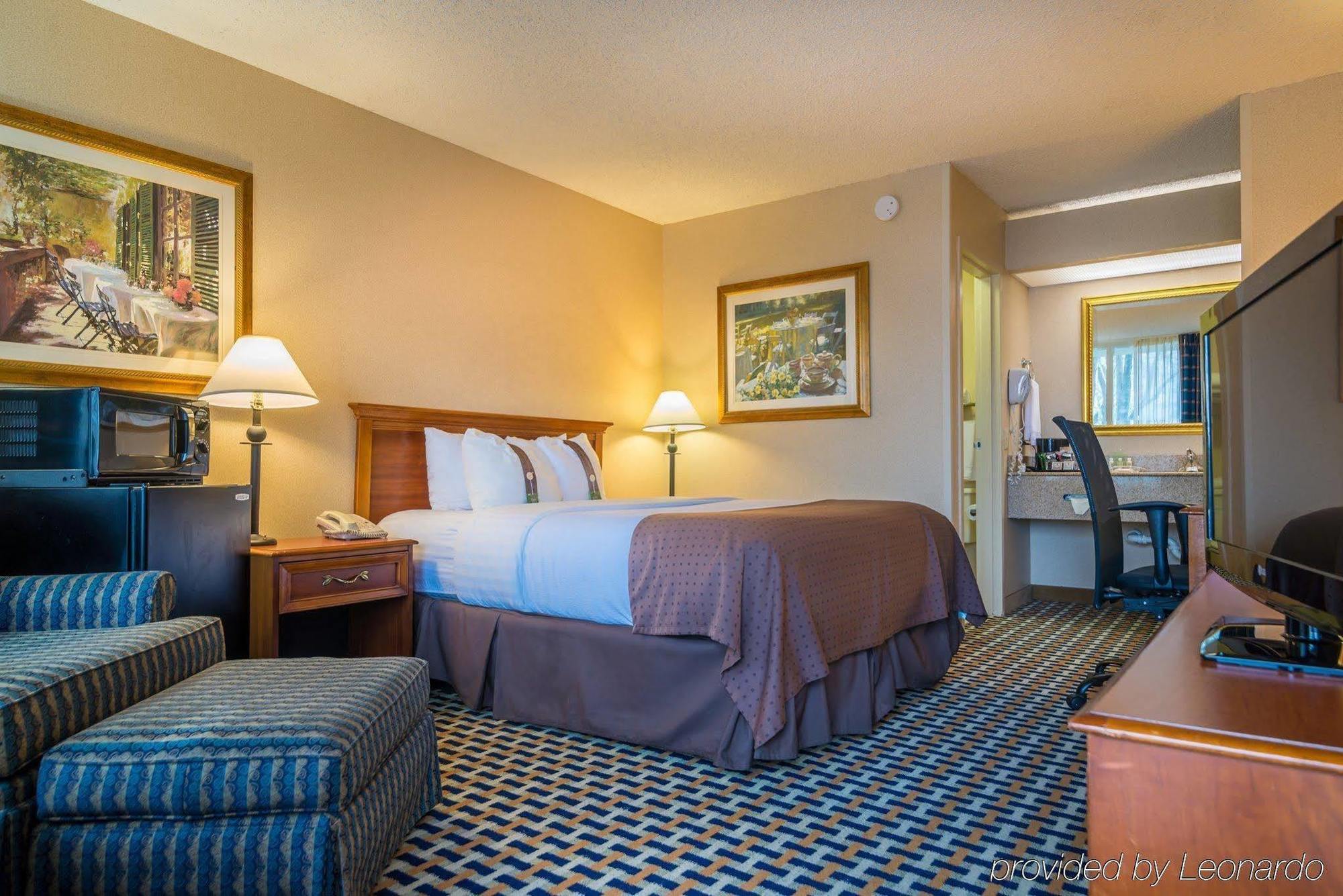 Ramada By Wyndham Augusta Fort Gordon Exterior photo